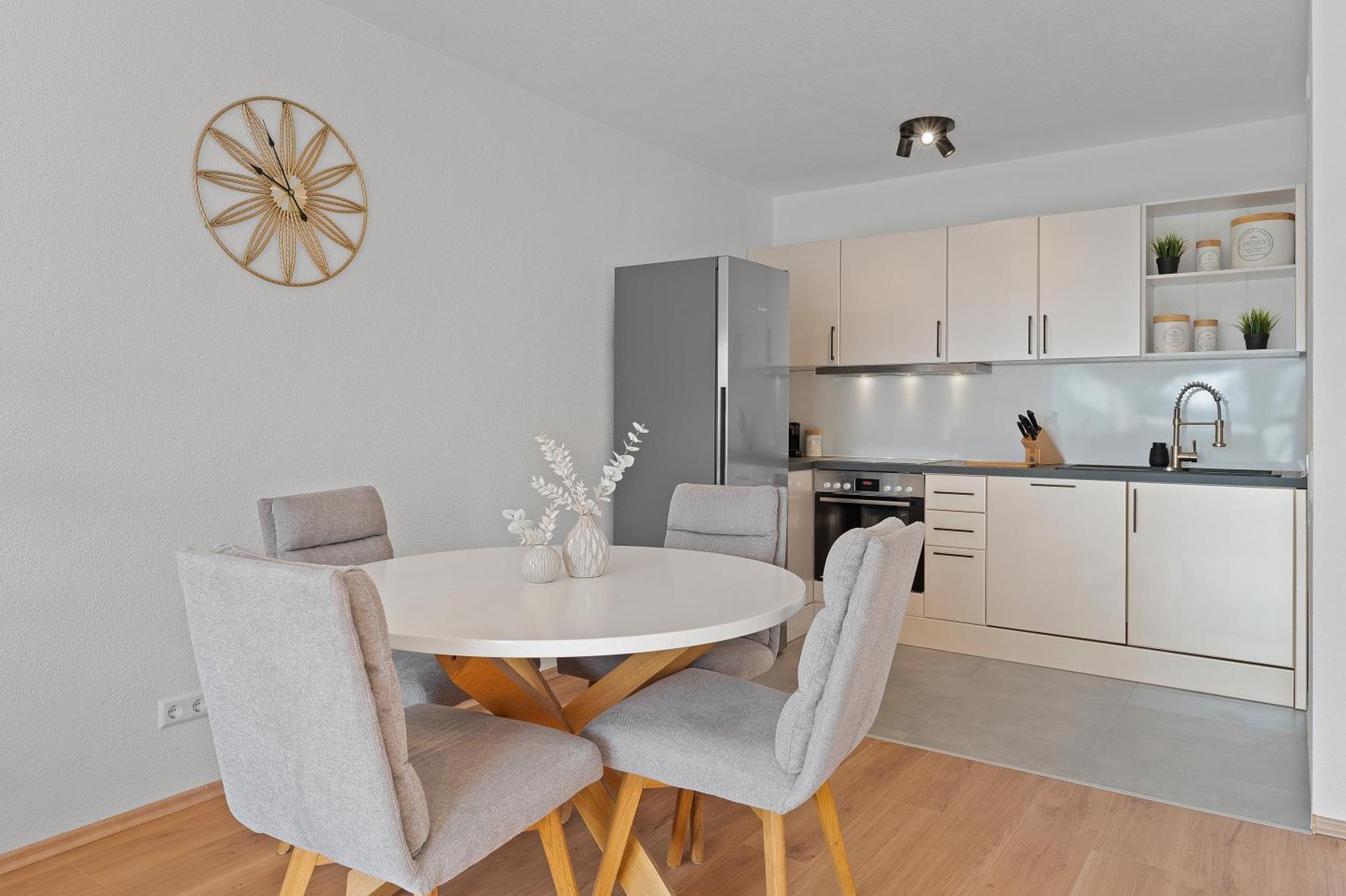 Roomfall Am Kurpark Mit Blick Ins Gruene-Parkplatz-Waschmaschine-Kueche-Wifi Bad Rappenau Extérieur photo